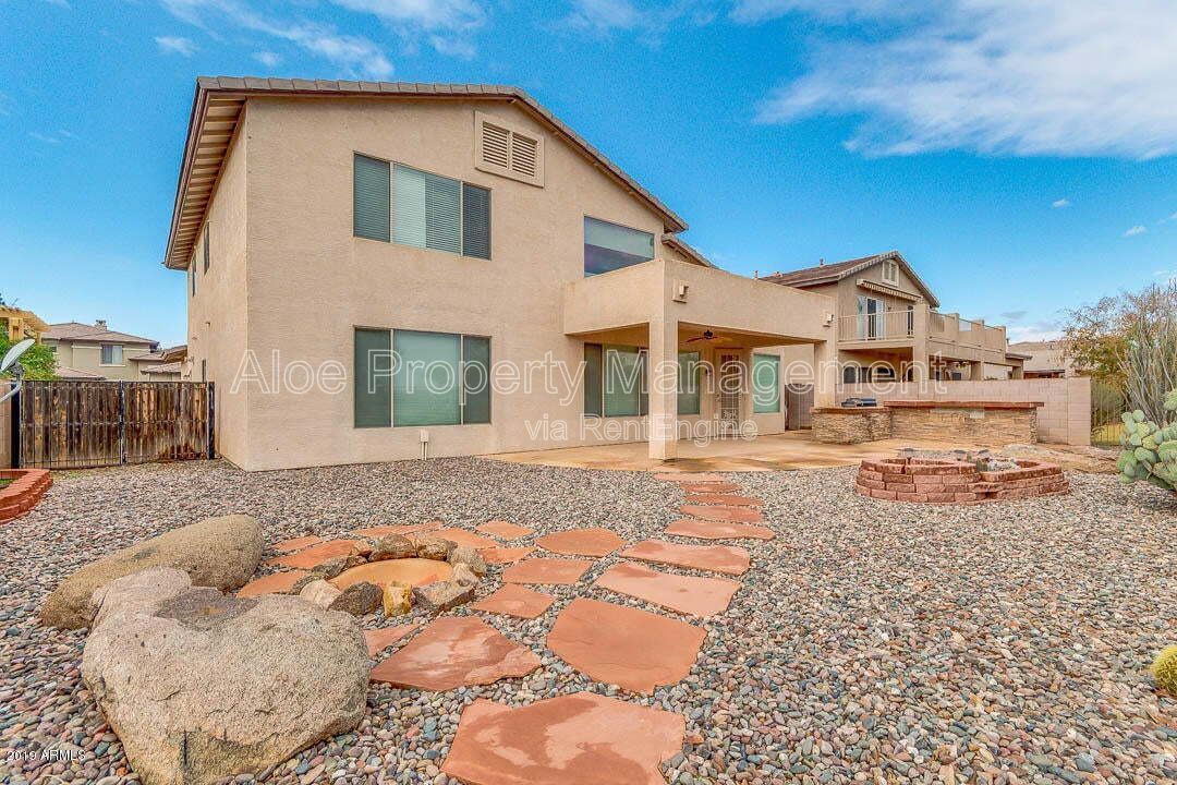 6321 S Four Peaks Pl in Chandler, AZ - Community Pool property image