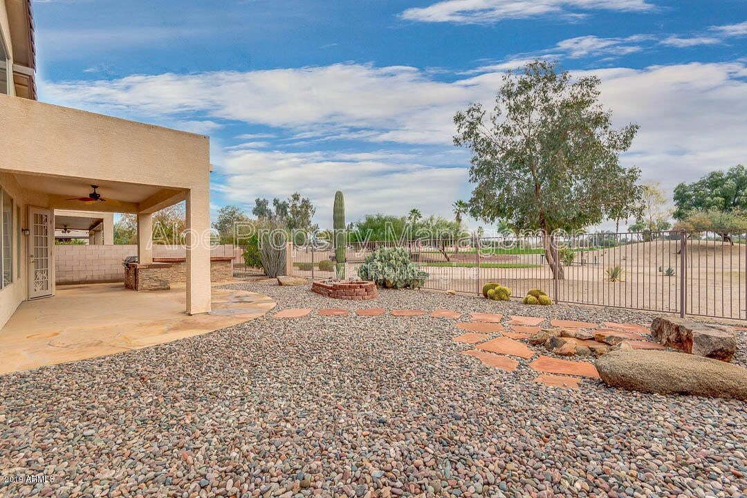 6321 S Four Peaks Pl in Chandler, AZ - Community Pool property image