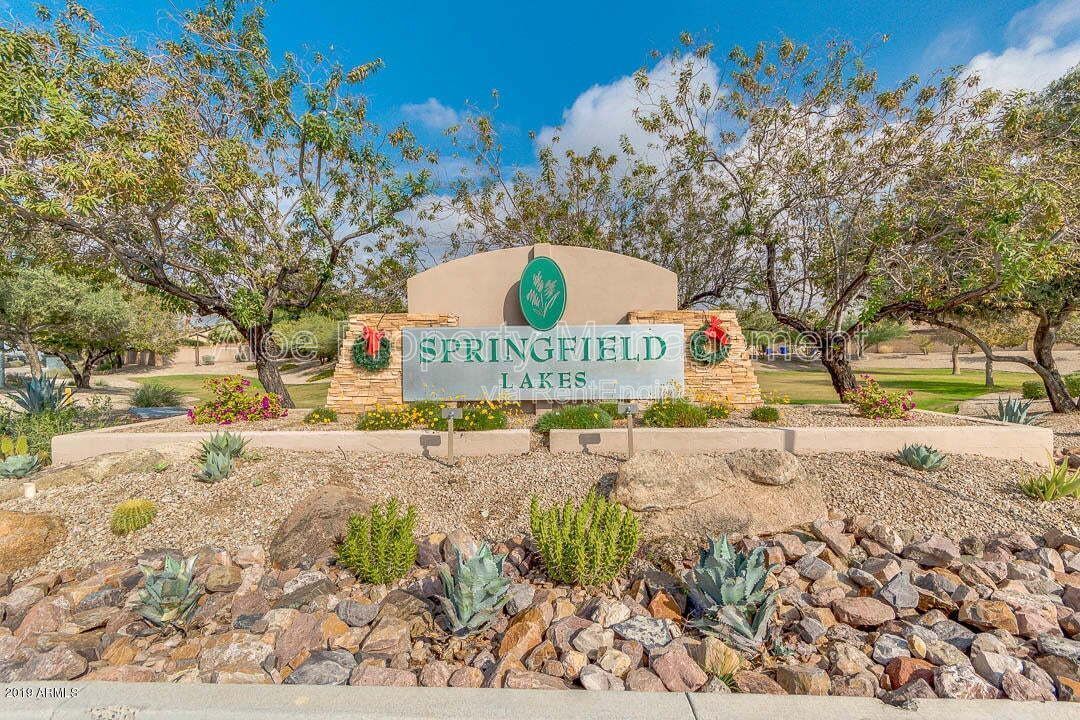 6321 S Four Peaks Pl in Chandler, AZ - Community Pool property image