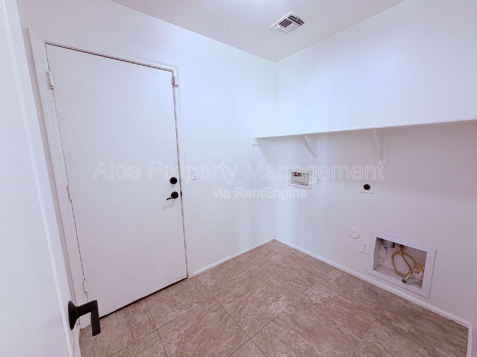 37911 North Luke Lane in Queen Creek, AZ
1/2 off FIRST months rent!! property image