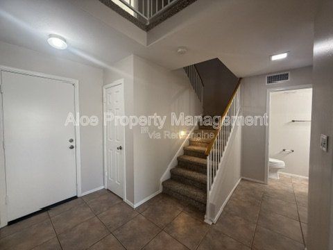 410 S Seawynds Dr in Gilbert - The Islands - Community Pool property image