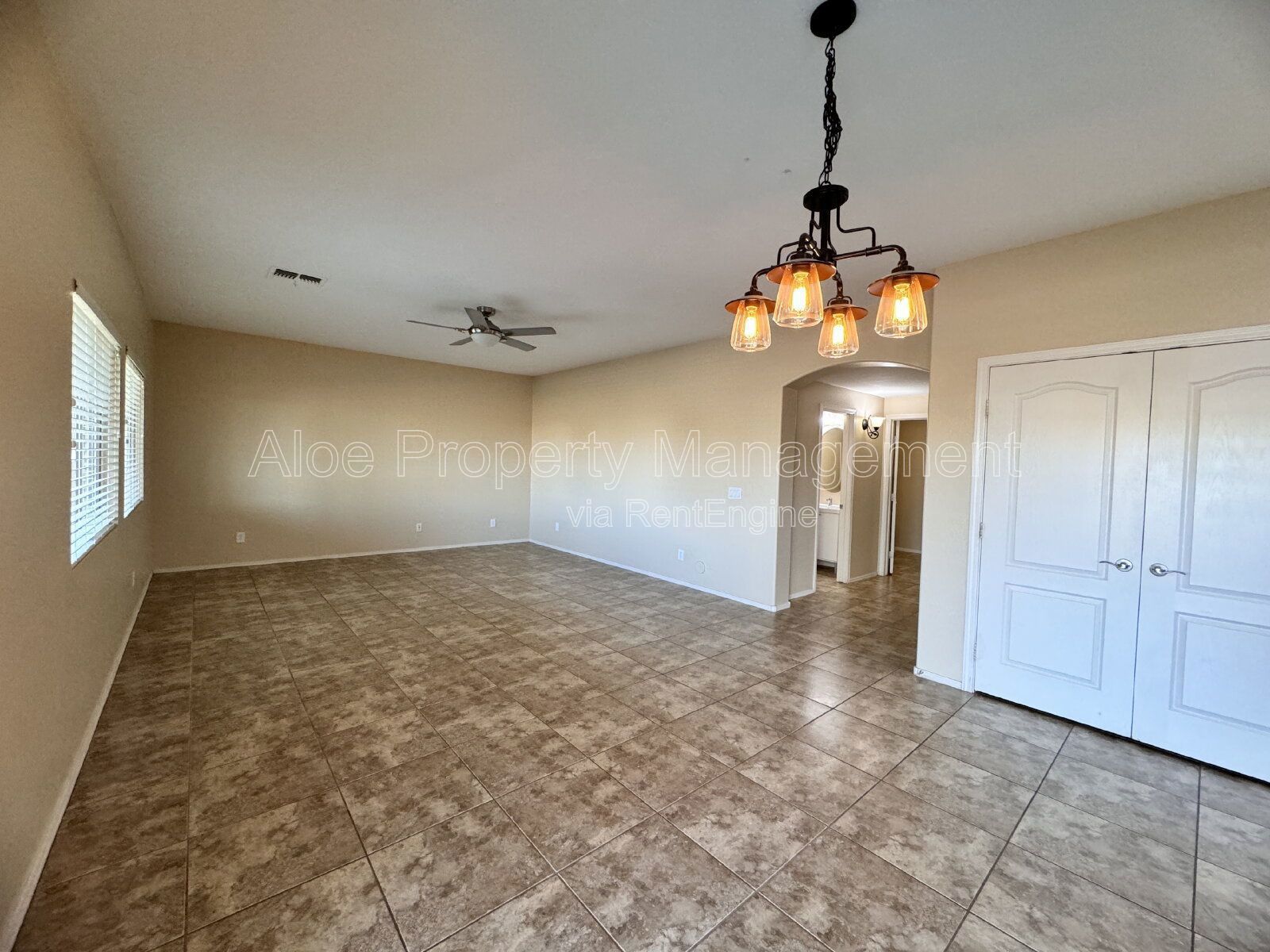 2974 E Powell Way in Gilbert property image