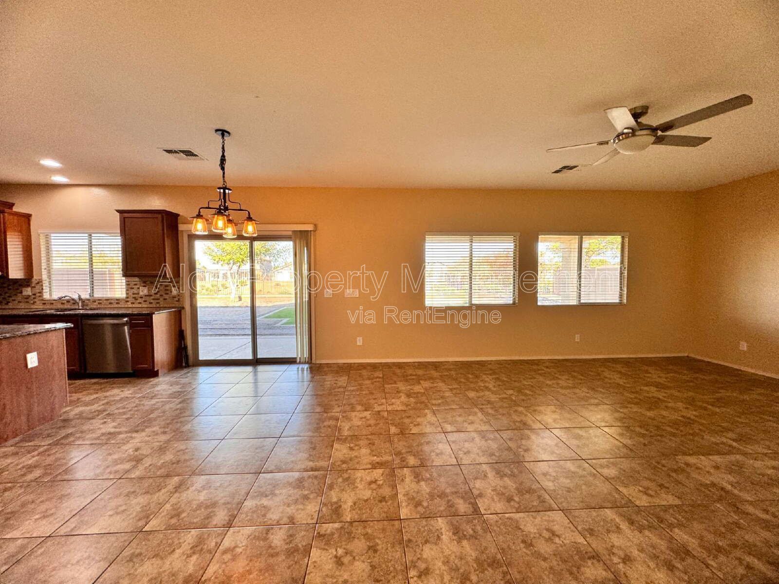 2974 E Powell Way in Gilbert property image