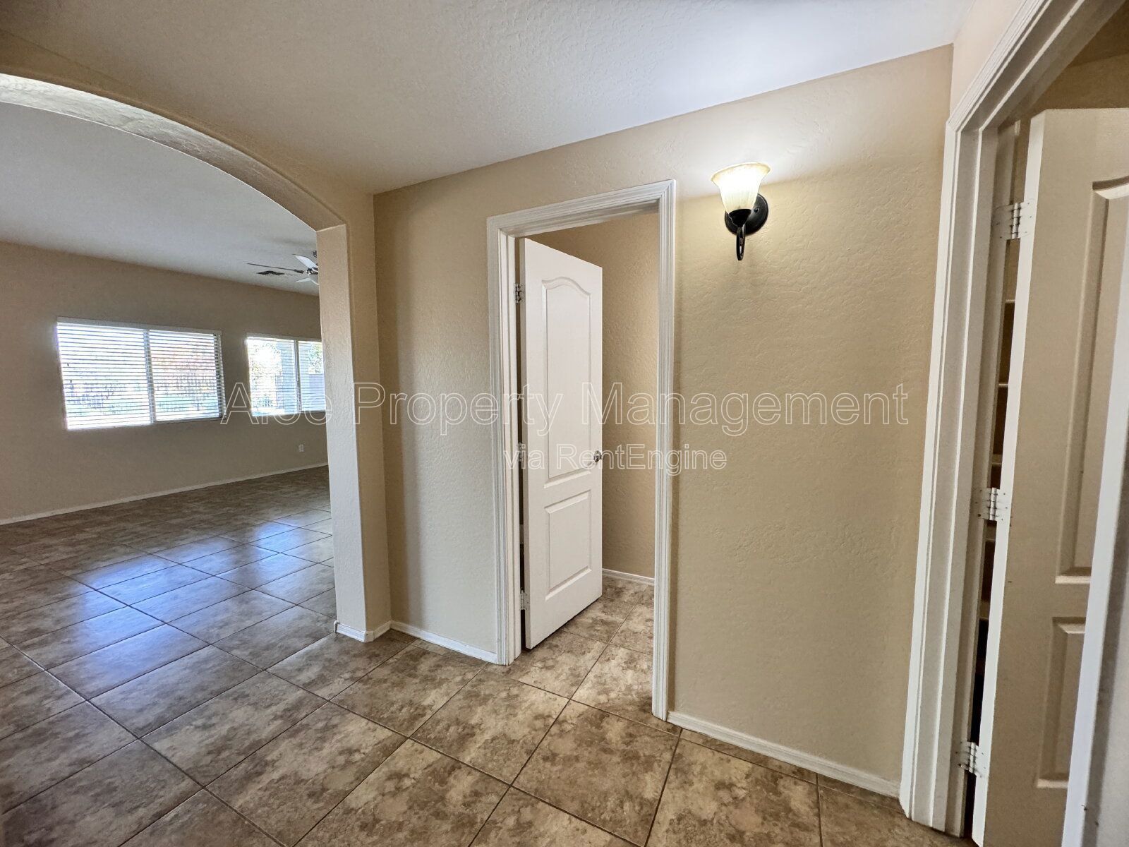 2974 E Powell Way in Gilbert property image