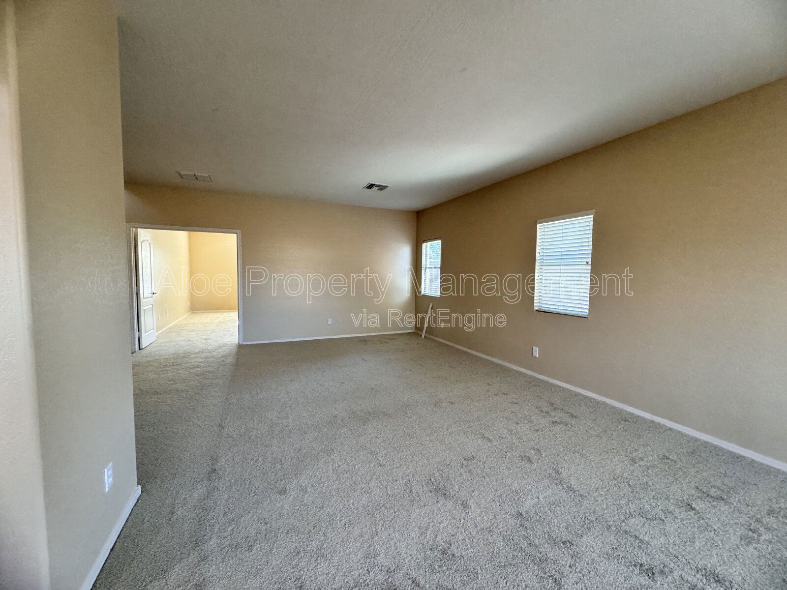 2974 E Powell Way in Gilbert property image