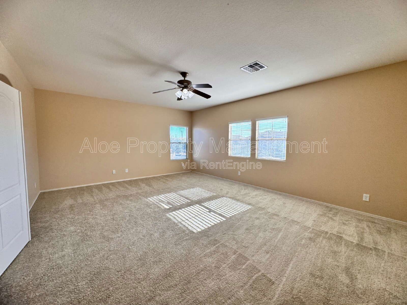 2974 E Powell Way in Gilbert property image