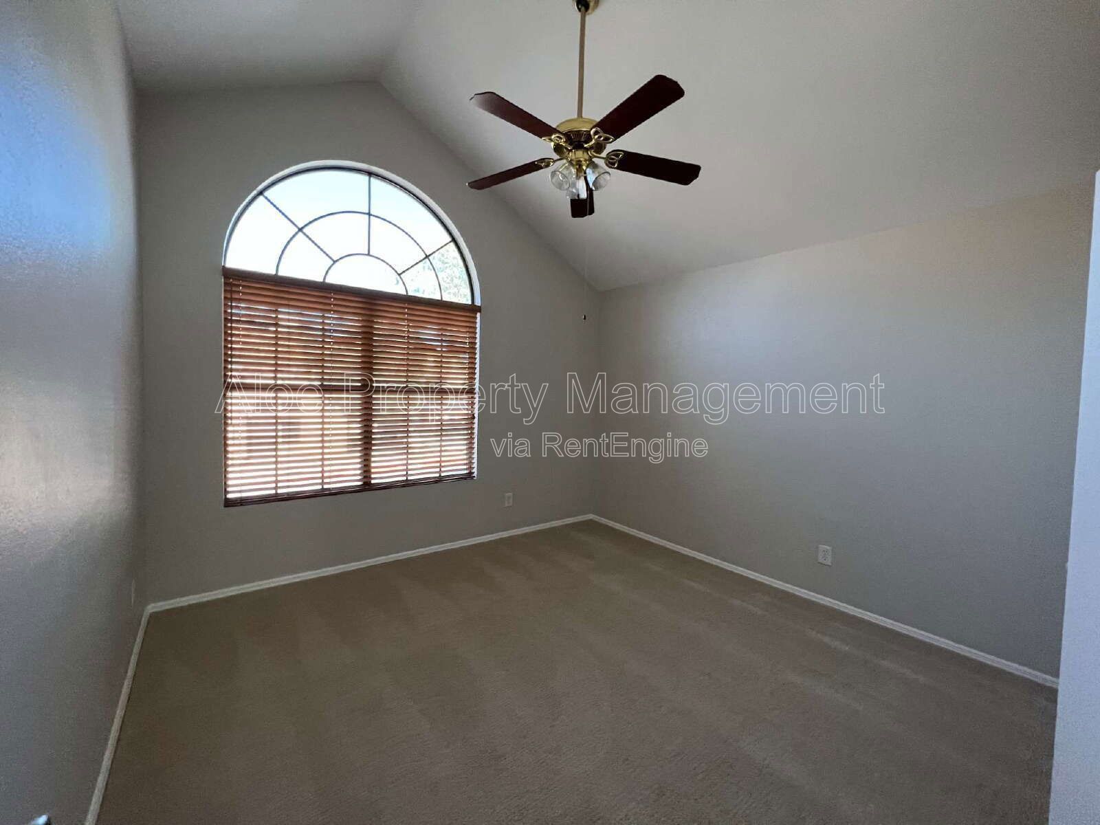5704 E Aire Libre Ave UNIT 1081 in Scottsdale, AZ property image