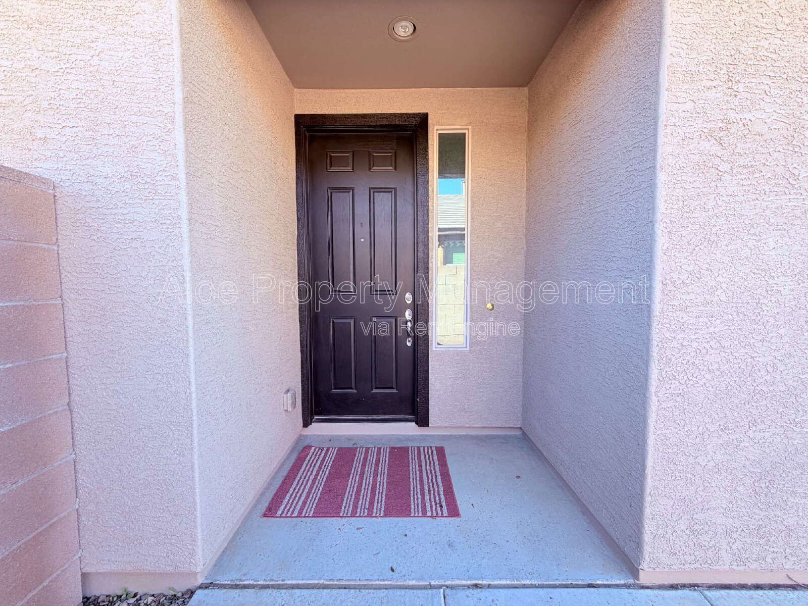 21121 East Via De Olivos in Queen Creek property image