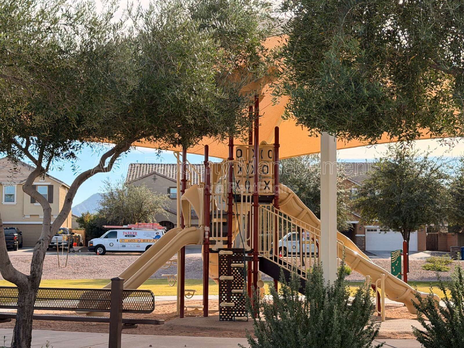 21121 East Via De Olivos in Queen Creek property image