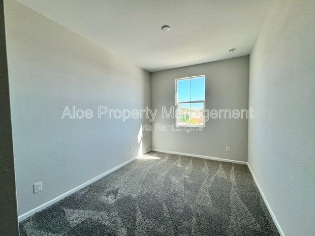 35300 W La Paz Maricopa - BRAND NEW property image
