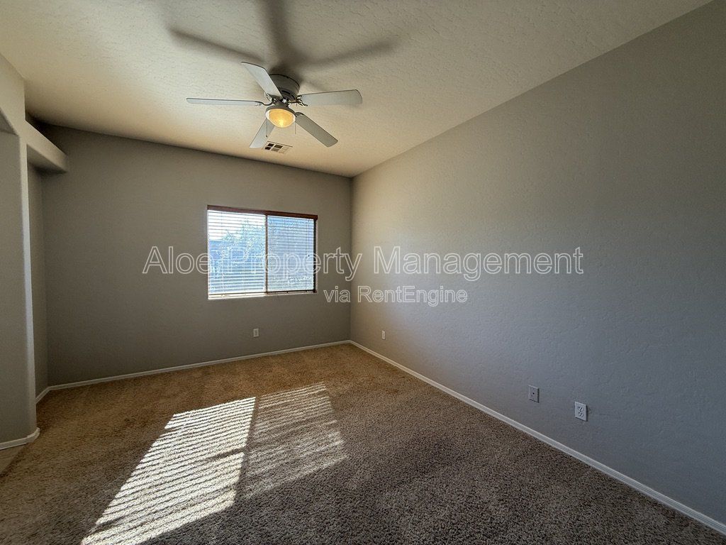 2027 E University Dr, Unit 102 in Tempe, AZ property image
