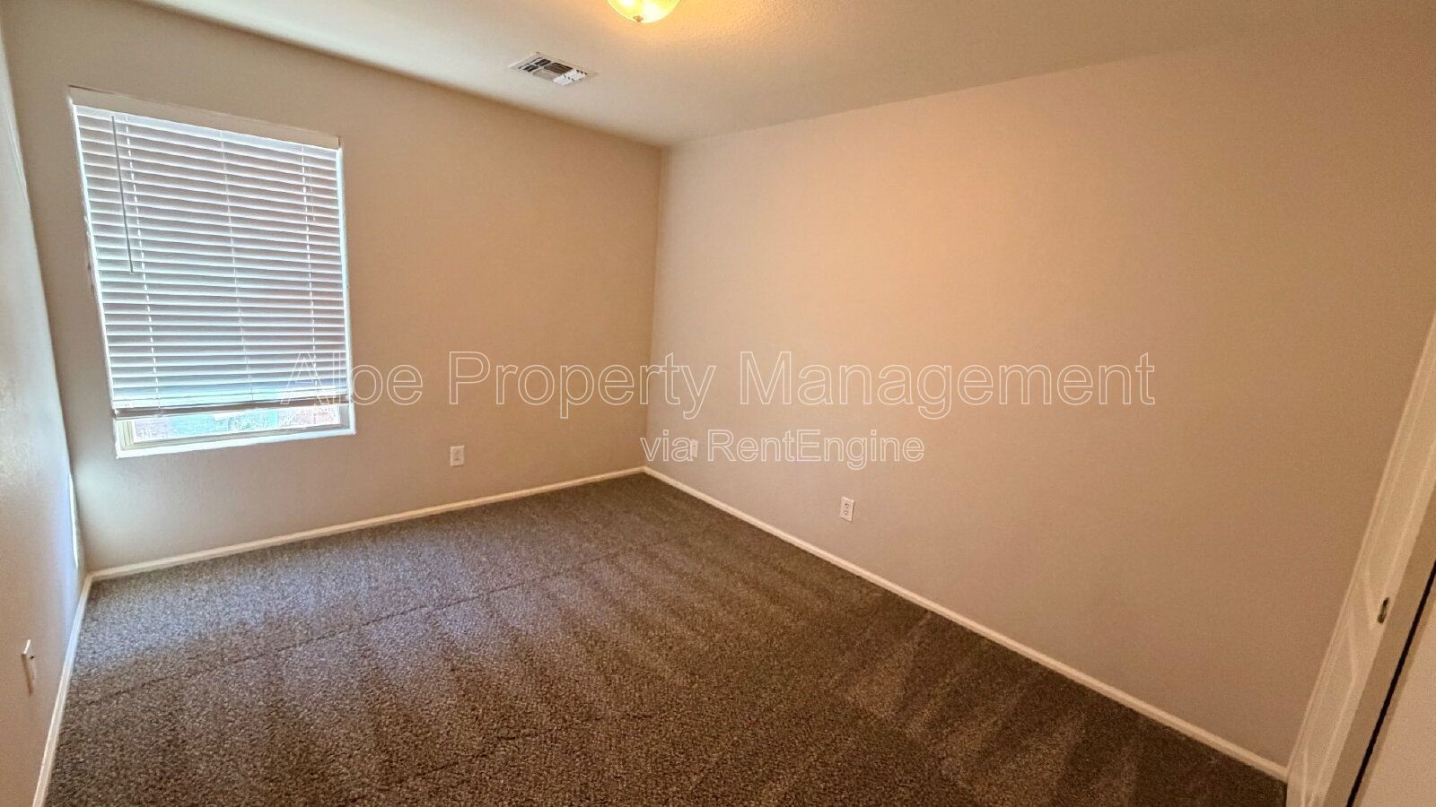 41919  Chambers Court, Maricopa property image