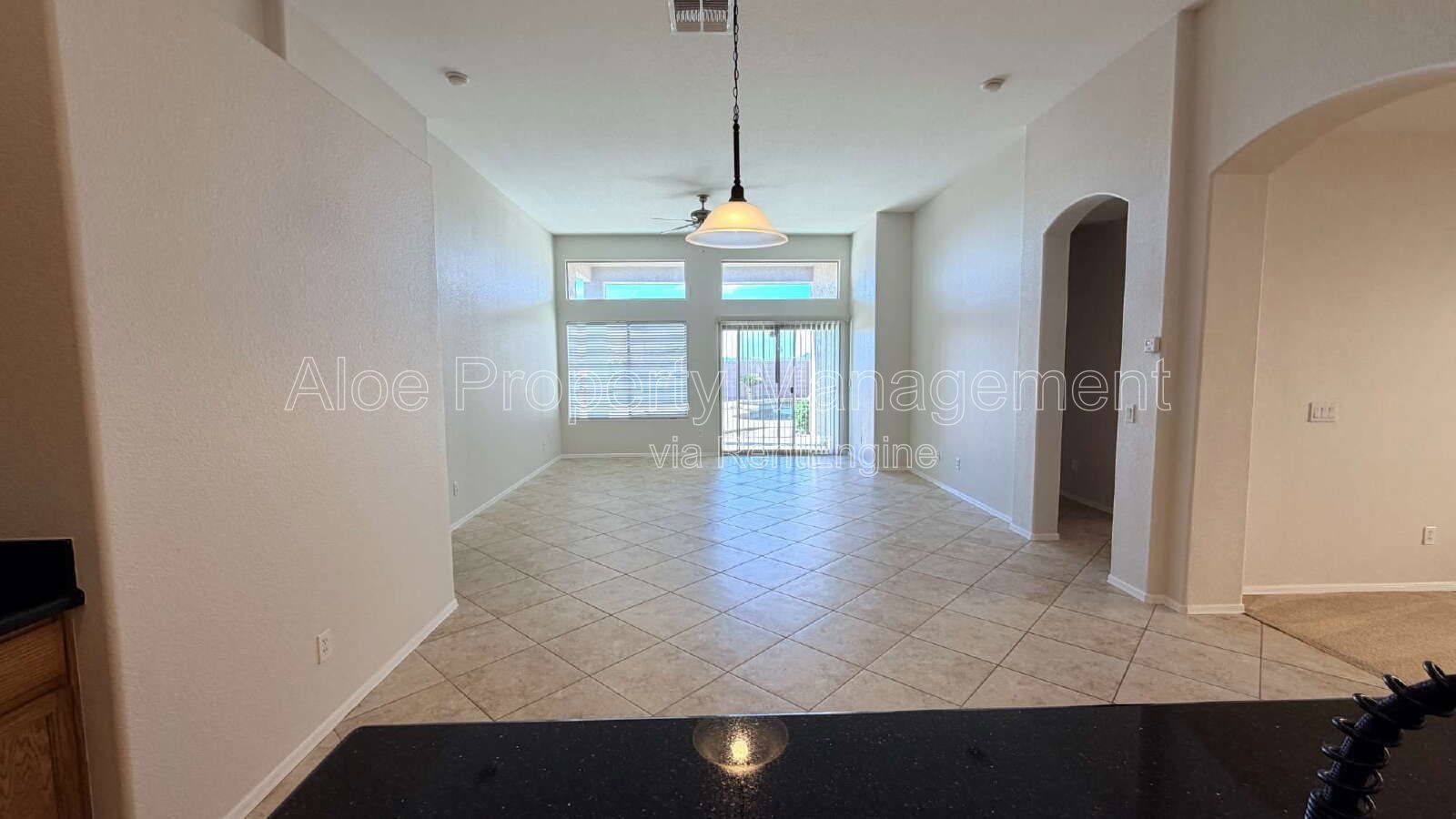 22180 N Sunset Drive, Maricopa - Cobblestone Farms! property image