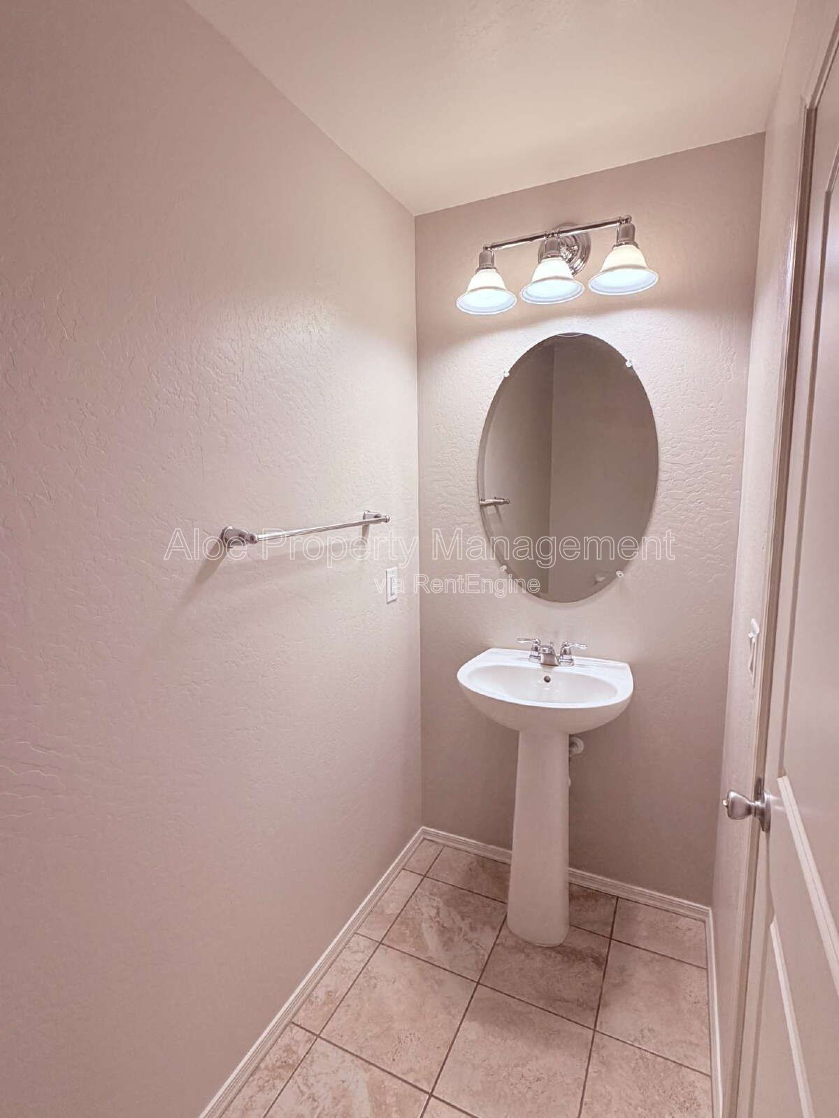 5113 E Greenway St in Mesa, AZ property image